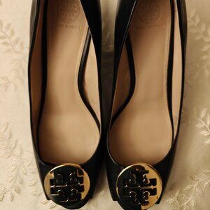 Tory Burch Benton Peep Toe Nappa Leather Black Wedge Heels Size 9.5